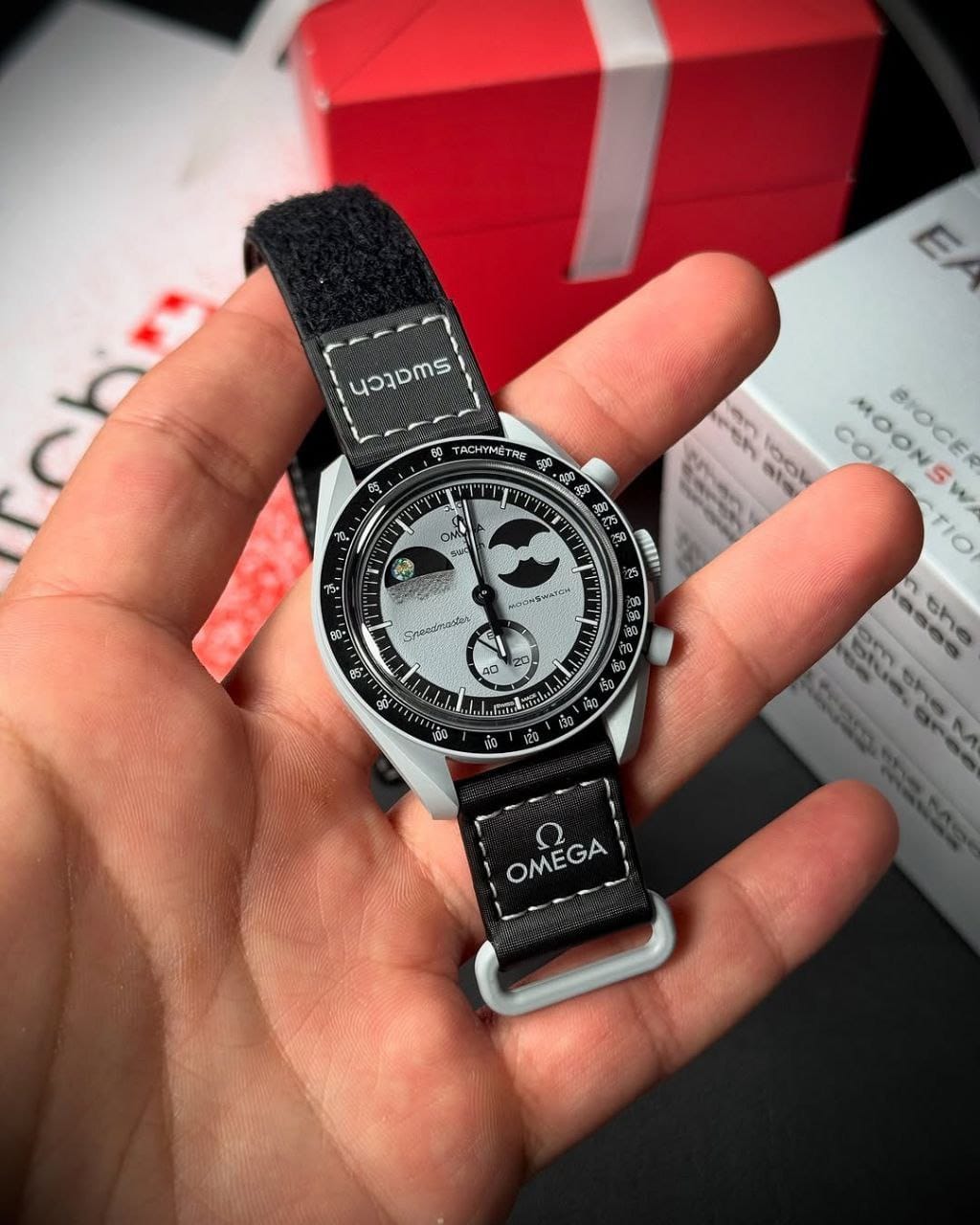 Omega x Swatch 
# For - Men's Watch
# Quality Grade - 7AA Premium Collection
